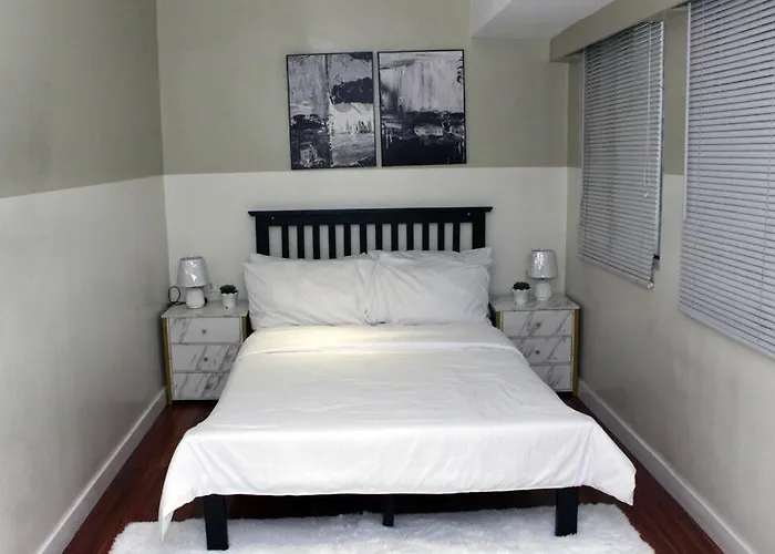 Apartment A2j Bgc Luxury 2br Loft Near Burgos Circle & Malls