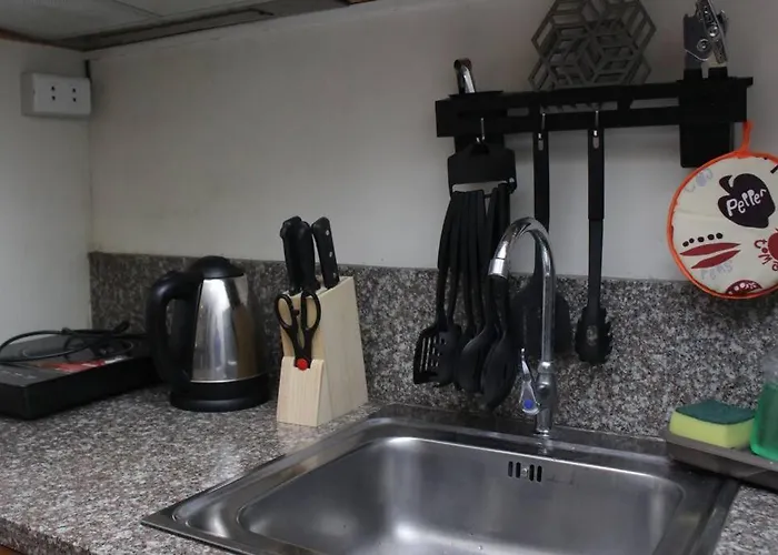 A2j Bgc Luxury 2br Loft Near Burgos Circle & Malls Apartment *