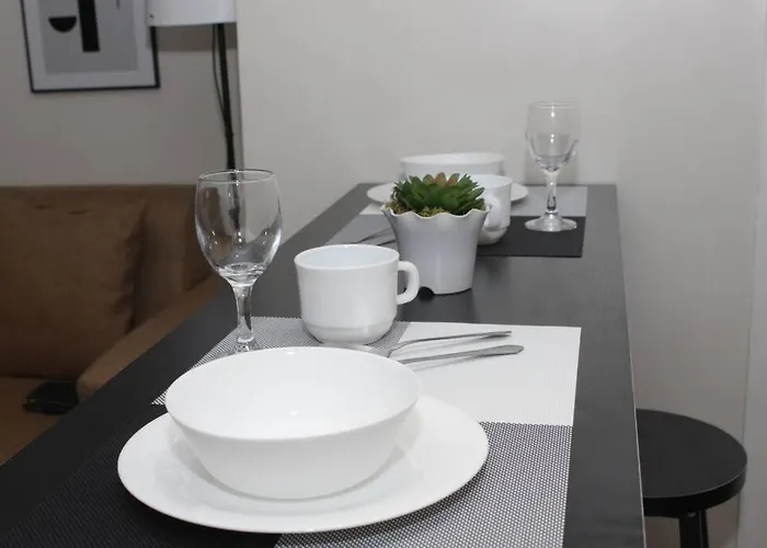 Apartment A2j Bgc Luxury 2br Loft Near Burgos Circle & Malls