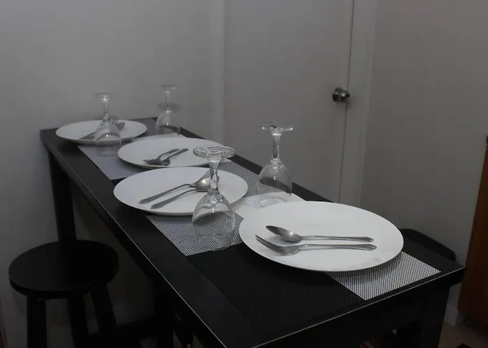 Apartment A2j Bgc Luxury 2br Loft Near Burgos Circle & Malls