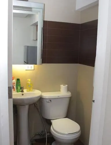 A2j Bgc Luxury 2br Loft Near Burgos Circle & Malls Manila